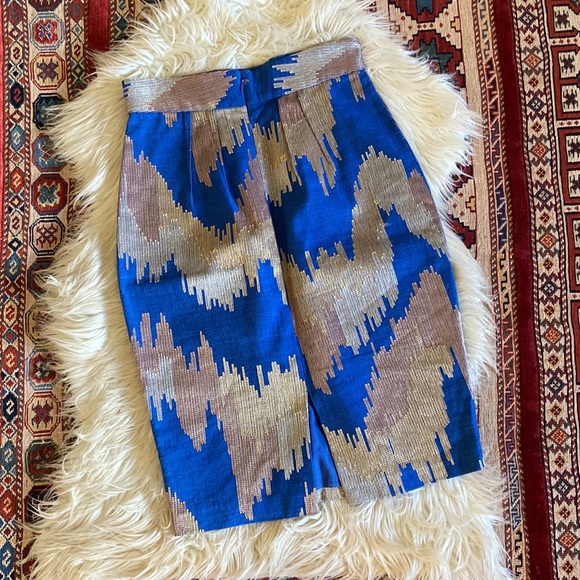 Beautiful pencil skirt - Picture 7 of 7